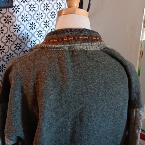Nautica wool blend medium sweater - Picture 4 of 5